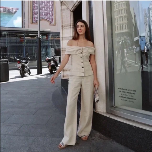 Brand new Zara Linen off shoulder top